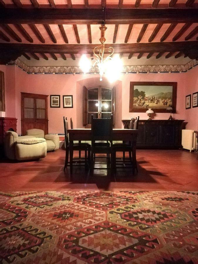 阿雷佐Castello Di Valenzano别墅 外观 照片